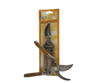 Metszőolló fa nyéllel 20 cm MUTA