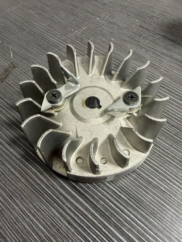 Lendkerék Husqvarna 350, 340E, 345E, 346XP, 346XP, 351, 353