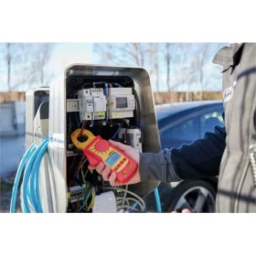 Wiha Lakatfogó 1 000V-ig AC, CAT IV 2x AAA elemmel (45219)