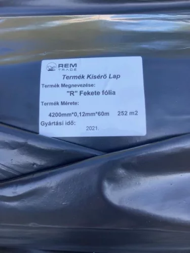 TAKARÓFÓLIA ½R½  4200X0,12 FEKETE/60M