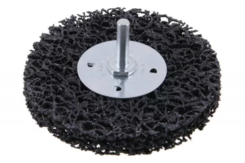 FESTÉKTISZTÍTÓ KORONG 22090 100 MM
